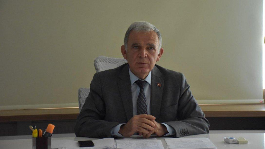 İl Milli Eğitim Müdürümüz Sayın Cengiz BAHÇACIOĞLU, İlçe Milli Eğitim Müdürleri ile Telekonferans Toplantısı Gerçekleştirdi.