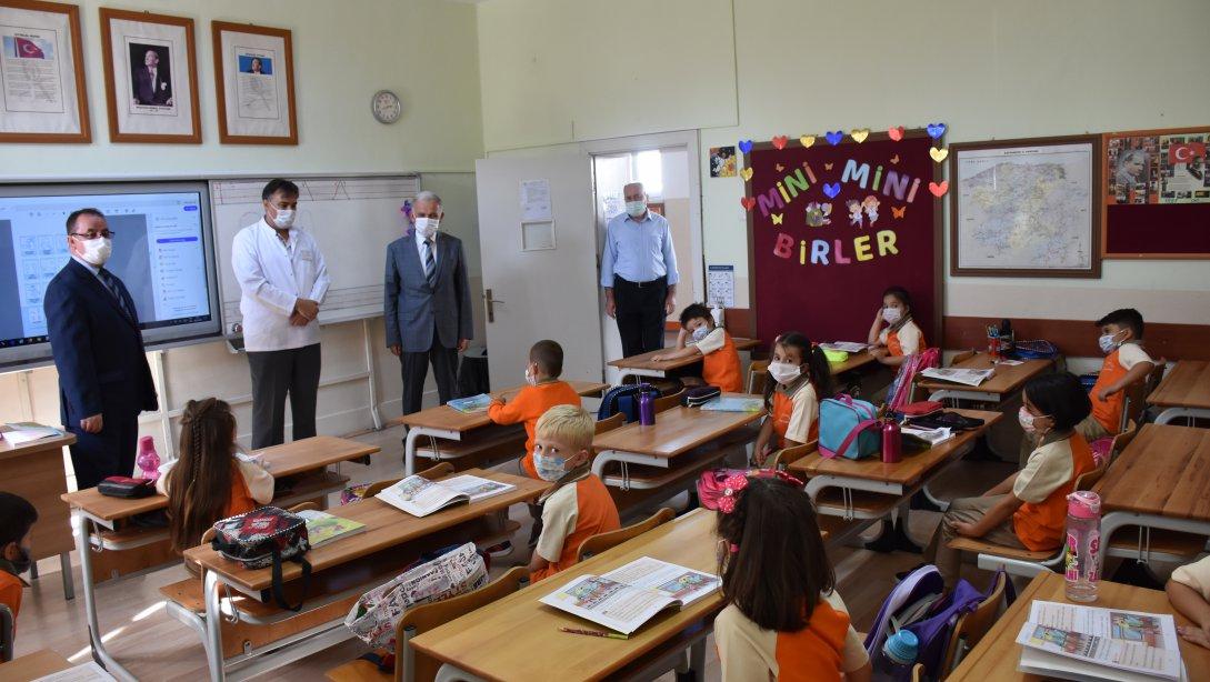 İl Milli Eğitim Müdürümüz Sayın  Cengiz BAHÇACIOĞLU, Atatürk İlkokulunu  Ziyaret Etti.