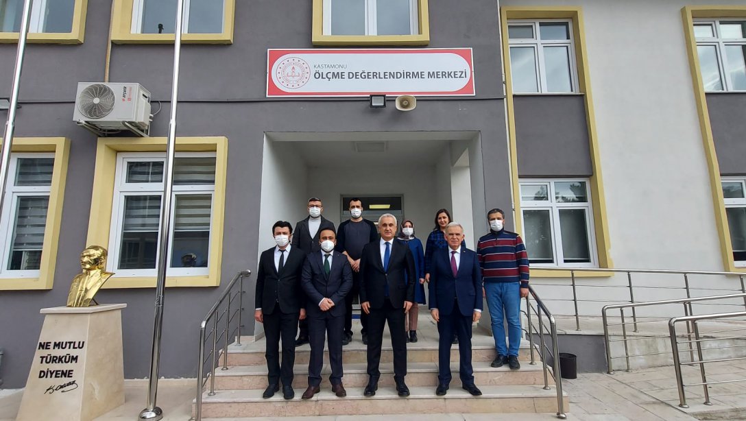 Valimiz Sayın Avni ÇAKIR, Mustafa Kaya Anadolu Lisesi ile Ölçme ve Değerlendirme Merkezini Ziyaret Etti.