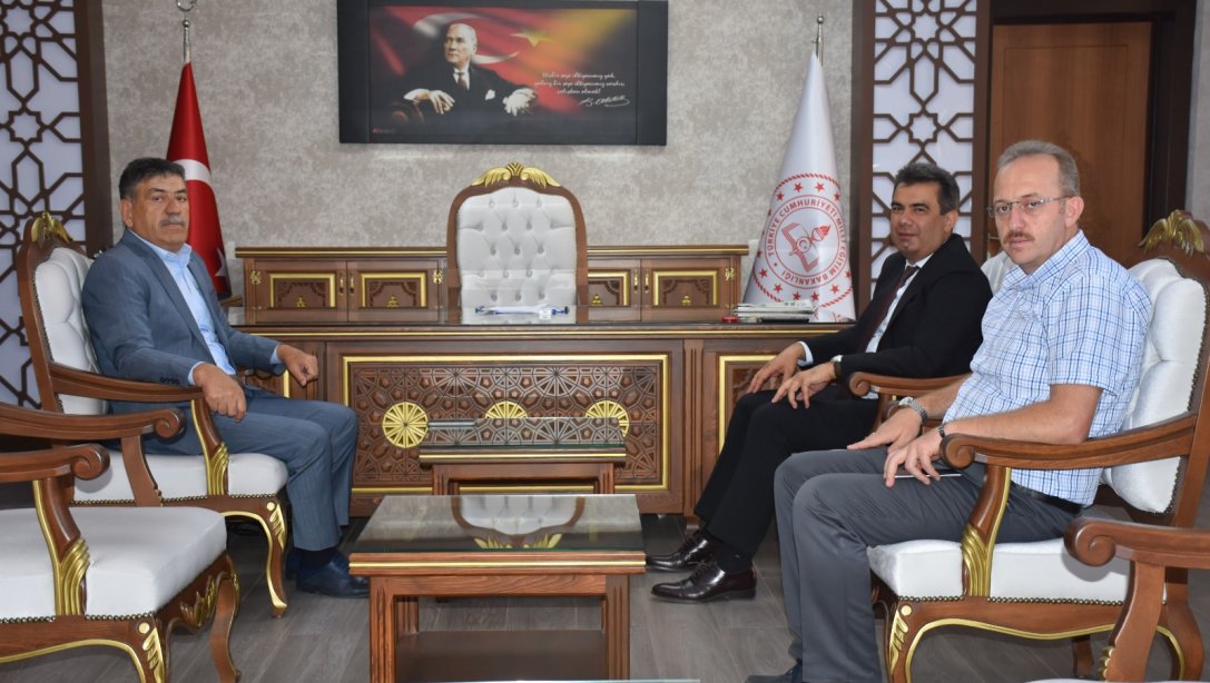 Kastamonu Belediye Başkan Yardımcısı Sayın Mehmet YURT, İl Müdürümüze Hayırlı Olsun Ziyaretinde Bulundu